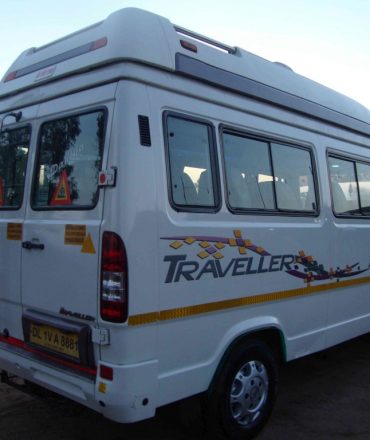 12 seater tempo traveller for rent