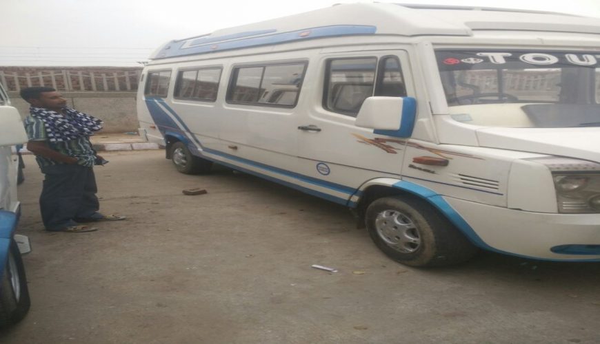 hire 9 seater tempo traveller