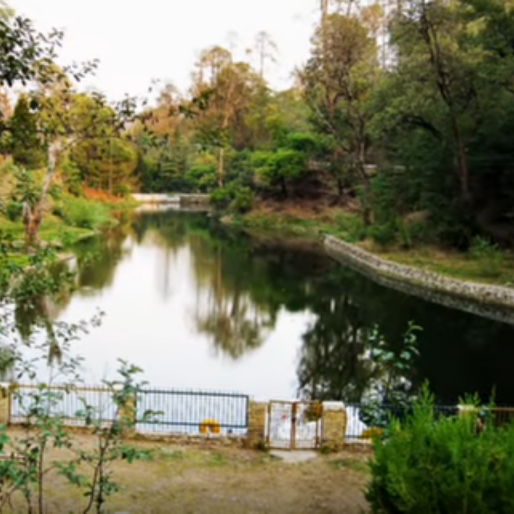 Rani Jheel tour by tempo traveller 1