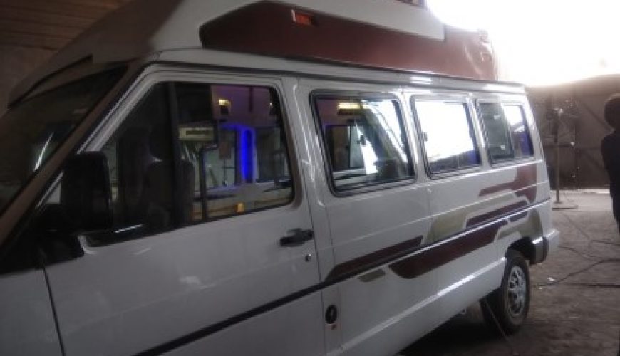 hire tempo traveller 12 seater